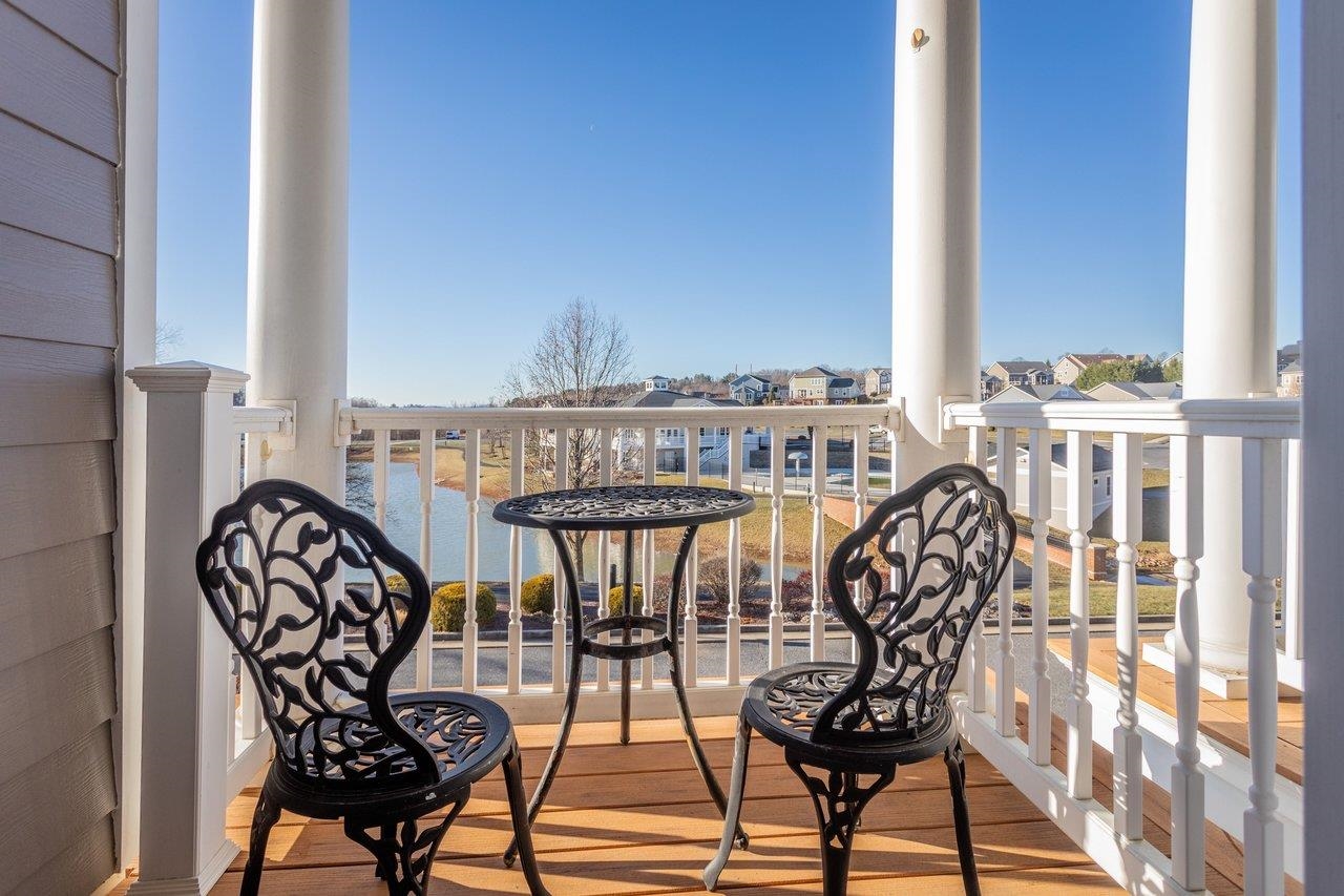 3277 PRESTON SHORE DR, ROCKINGHAM, Virginia 22801, 2 Bedrooms Bedrooms, ,3 BathroomsBathrooms,Residential,3277 PRESTON SHORE DR,672436 MLS # 672436 3277 PRESTON SHORE DR, ROCKINGHAM, Virginia 22801, 2 Bedrooms Bedrooms, ,3 BathroomsBathrooms,Residential,3277 PRESTON SHORE DR,672436 MLS # 672436