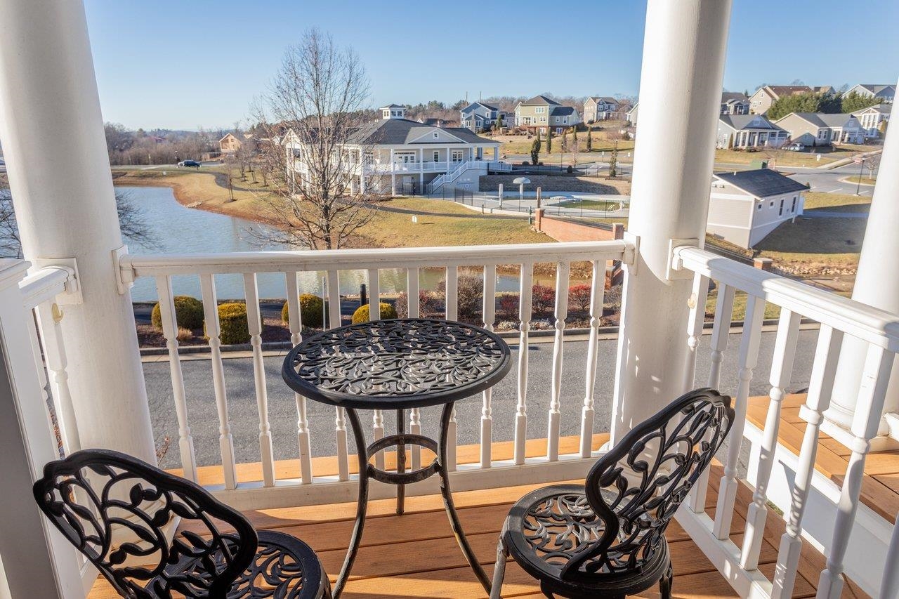 3277 PRESTON SHORE DR, ROCKINGHAM, Virginia 22801, 2 Bedrooms Bedrooms, ,3 BathroomsBathrooms,Residential,3277 PRESTON SHORE DR,672436 MLS # 672436 3277 PRESTON SHORE DR, ROCKINGHAM, Virginia 22801, 2 Bedrooms Bedrooms, ,3 BathroomsBathrooms,Residential,3277 PRESTON SHORE DR,672436 MLS # 672436