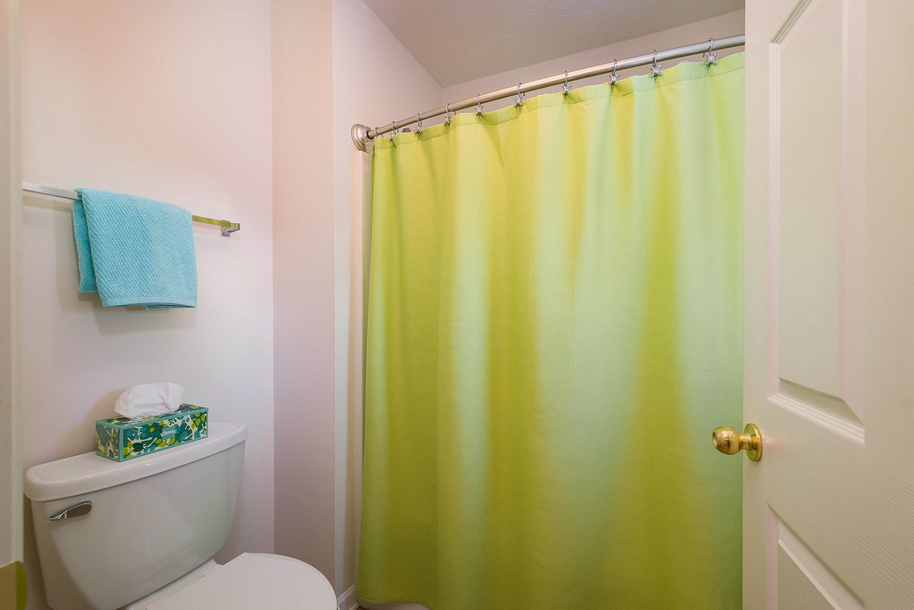 6 LITTLE JOHN CT, WAYNESBORO, Virginia 22980, 4 Bedrooms Bedrooms, ,2 BathroomsBathrooms,Residential,6 LITTLE JOHN CT,672438 MLS # 672438