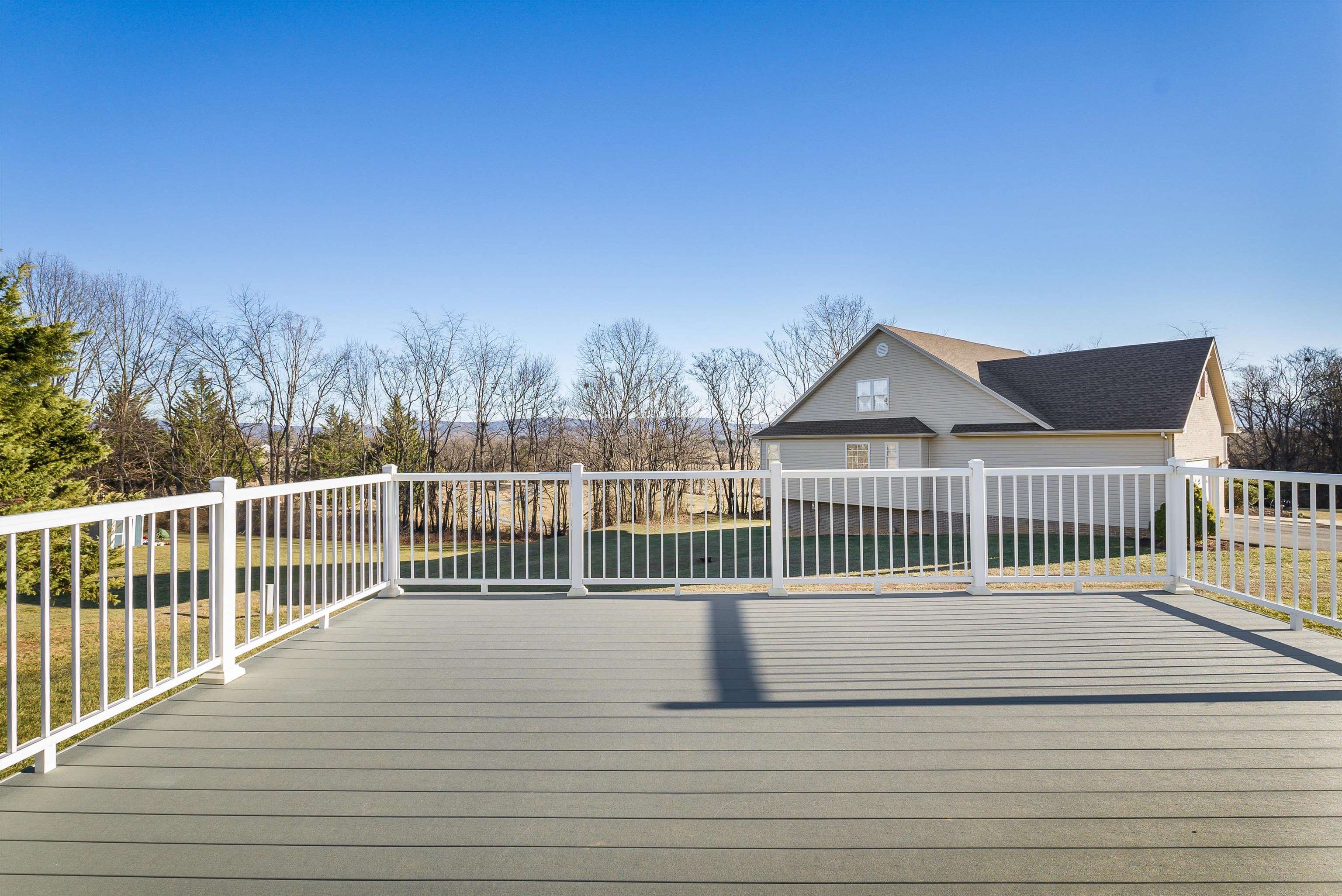 6 LITTLE JOHN CT, WAYNESBORO, Virginia 22980, 4 Bedrooms Bedrooms, ,2 BathroomsBathrooms,Residential,6 LITTLE JOHN CT,672438 MLS # 672438