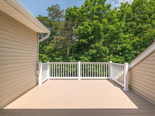 41 HICKORY NUT LN, STAUNTON, Virginia 24401, 3 Bedrooms Bedrooms, ,2 BathroomsBathrooms,Residential,41 HICKORY NUT LN,672442 MLS # 672442