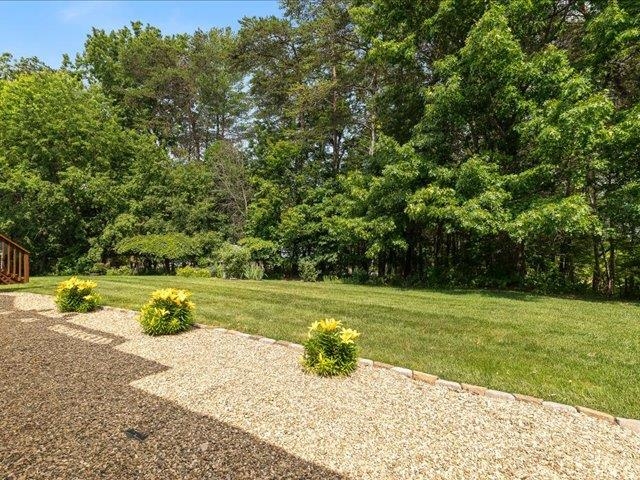 41 HICKORY NUT LN, STAUNTON, Virginia 24401, 3 Bedrooms Bedrooms, ,2 BathroomsBathrooms,Residential,41 HICKORY NUT LN,672442 MLS # 672442