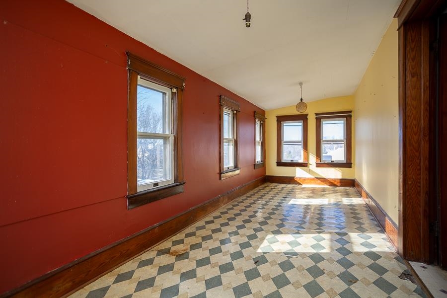 427 GREEN ST, HARRISONBURG, Virginia 22801, 3 Bedrooms Bedrooms, ,1 BathroomBathrooms,Residential,427 GREEN ST,672450 MLS # 672450