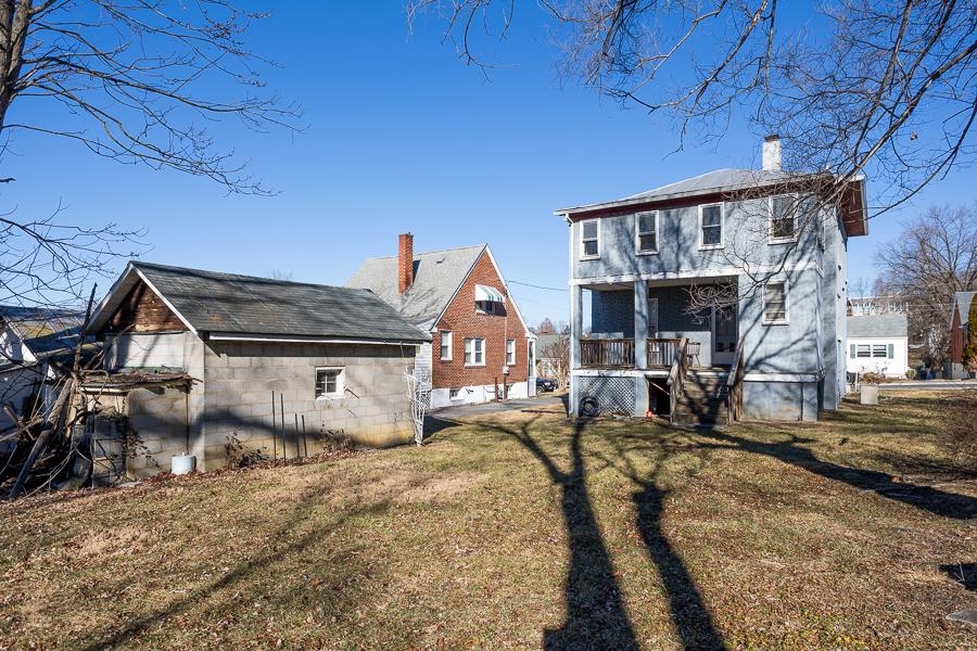 427 GREEN ST, HARRISONBURG, Virginia 22801, 3 Bedrooms Bedrooms, ,1 BathroomBathrooms,Residential,427 GREEN ST,672450 MLS # 672450