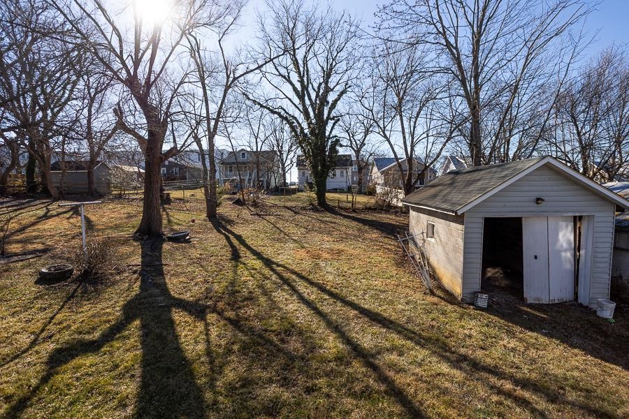 427 GREEN ST, HARRISONBURG, Virginia 22801, 3 Bedrooms Bedrooms, ,1 BathroomBathrooms,Residential,427 GREEN ST,672450 MLS # 672450