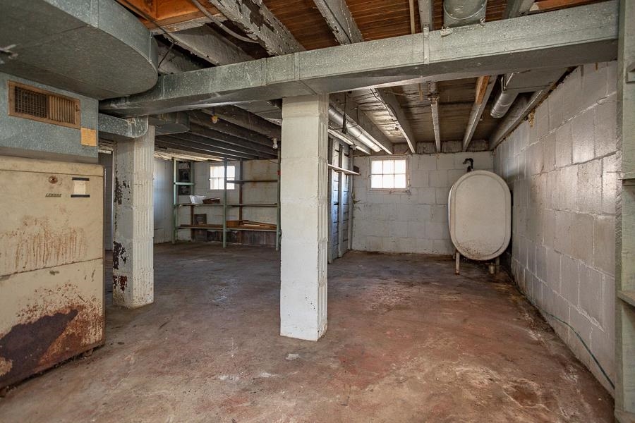 427 GREEN ST, HARRISONBURG, Virginia 22801, 3 Bedrooms Bedrooms, ,1 BathroomBathrooms,Residential,427 GREEN ST,672450 MLS # 672450