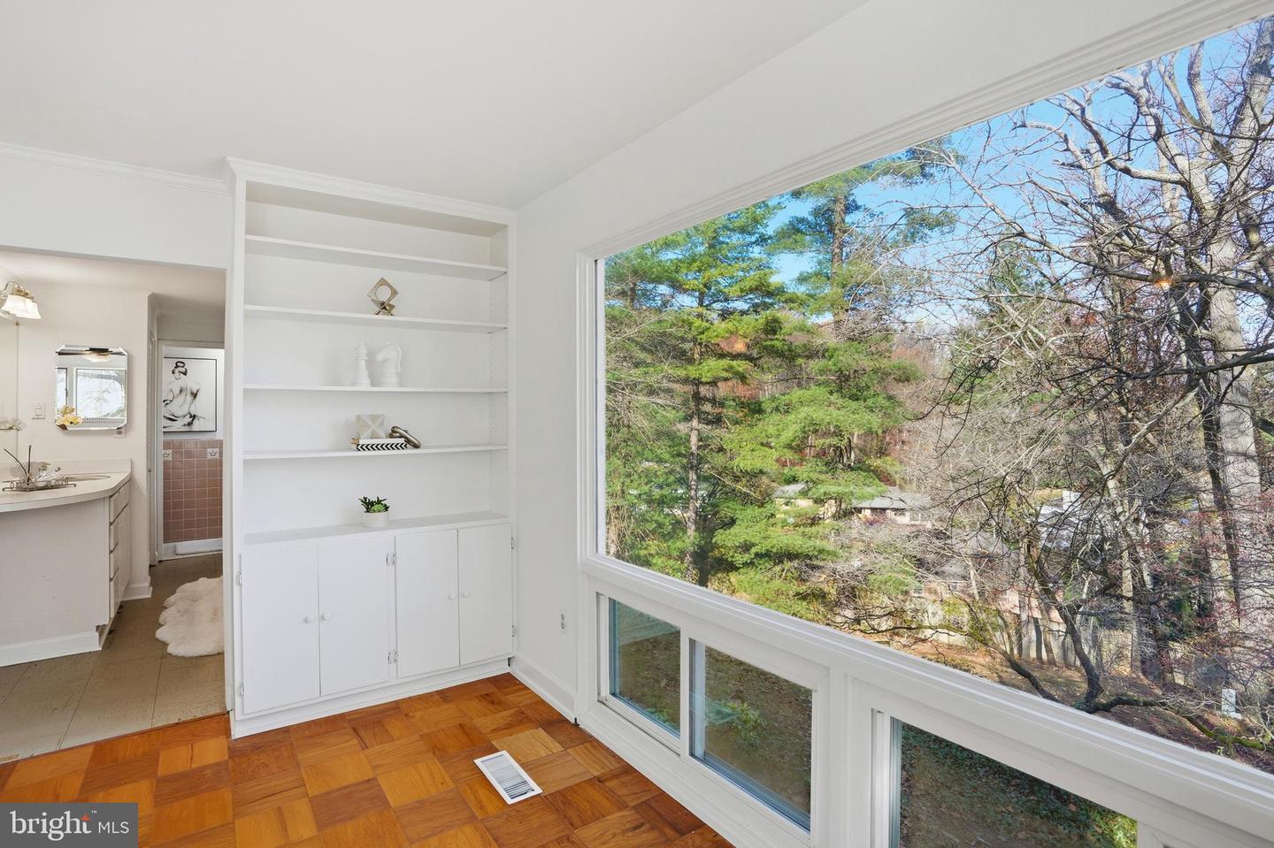 2745 N RADFORD ST, ARLINGTON, Virginia 22207, 5 Bedrooms Bedrooms, ,3 BathroomsBathrooms,Residential,For sale,2745 N RADFORD ST,VAAR2066586 MLS # VAAR2066586