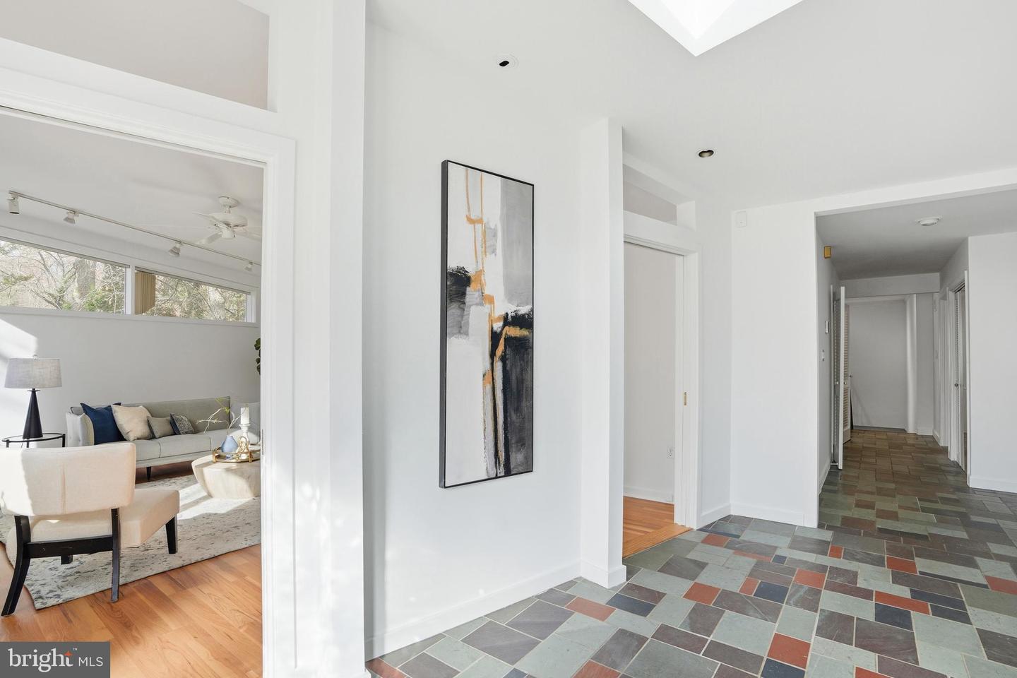 2745 N RADFORD ST, ARLINGTON, Virginia 22207, 5 Bedrooms Bedrooms, ,3 BathroomsBathrooms,Residential,For sale,2745 N RADFORD ST,VAAR2066586 MLS # VAAR2066586