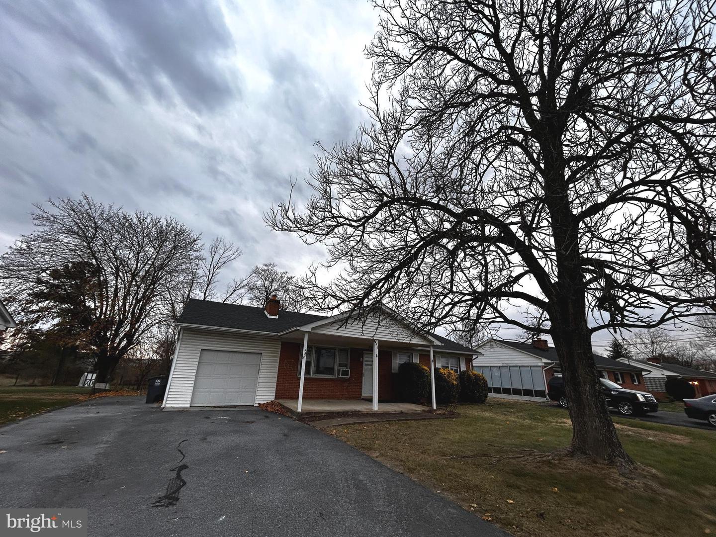 760 JORDAN SPRINGS RD, STEPHENSON, Virginia 22656, 3 Bedrooms Bedrooms, ,1 BathroomBathrooms,Residential,For sale,760 JORDAN SPRINGS RD,VAFV2038350 MLS # VAFV2038350