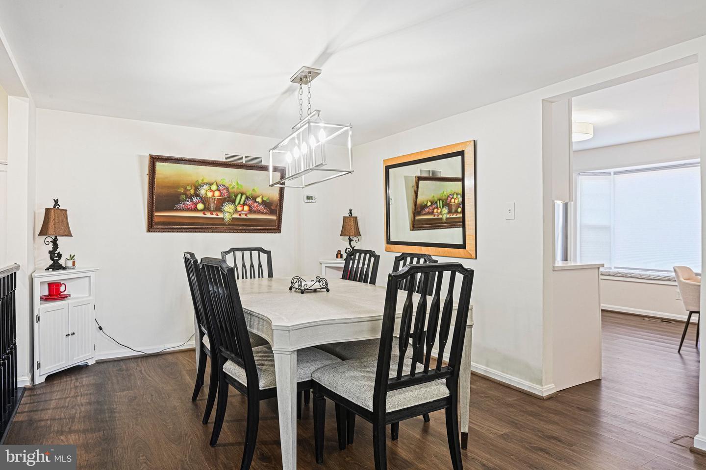 3154 VALENTINO CT, OAKTON, Virginia 22124, 4 Bedrooms Bedrooms, ,3 BathroomsBathrooms,Residential,For sale,3154 VALENTINO CT,VAFX2282370 MLS # VAFX2282370