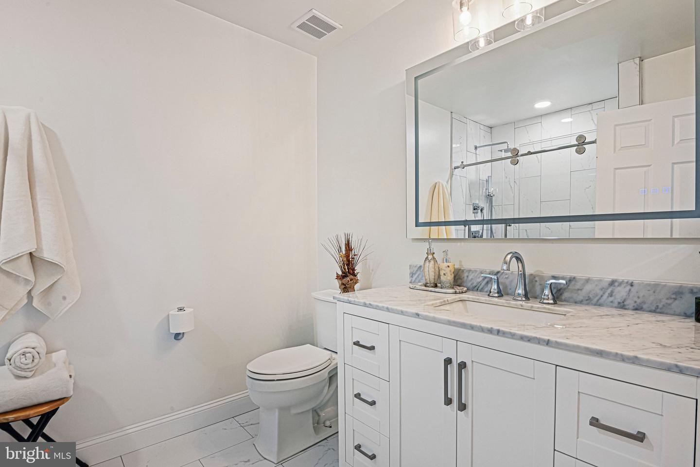 3154 VALENTINO CT, OAKTON, Virginia 22124, 4 Bedrooms Bedrooms, ,3 BathroomsBathrooms,Residential,For sale,3154 VALENTINO CT,VAFX2282370 MLS # VAFX2282370