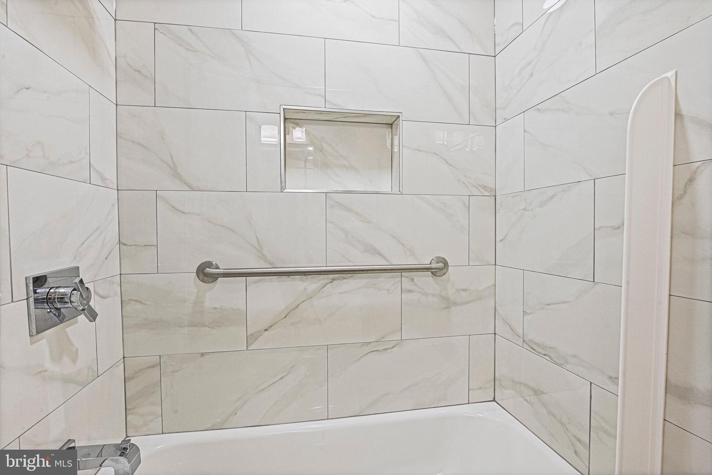 3154 VALENTINO CT, OAKTON, Virginia 22124, 4 Bedrooms Bedrooms, ,3 BathroomsBathrooms,Residential,For sale,3154 VALENTINO CT,VAFX2282370 MLS # VAFX2282370