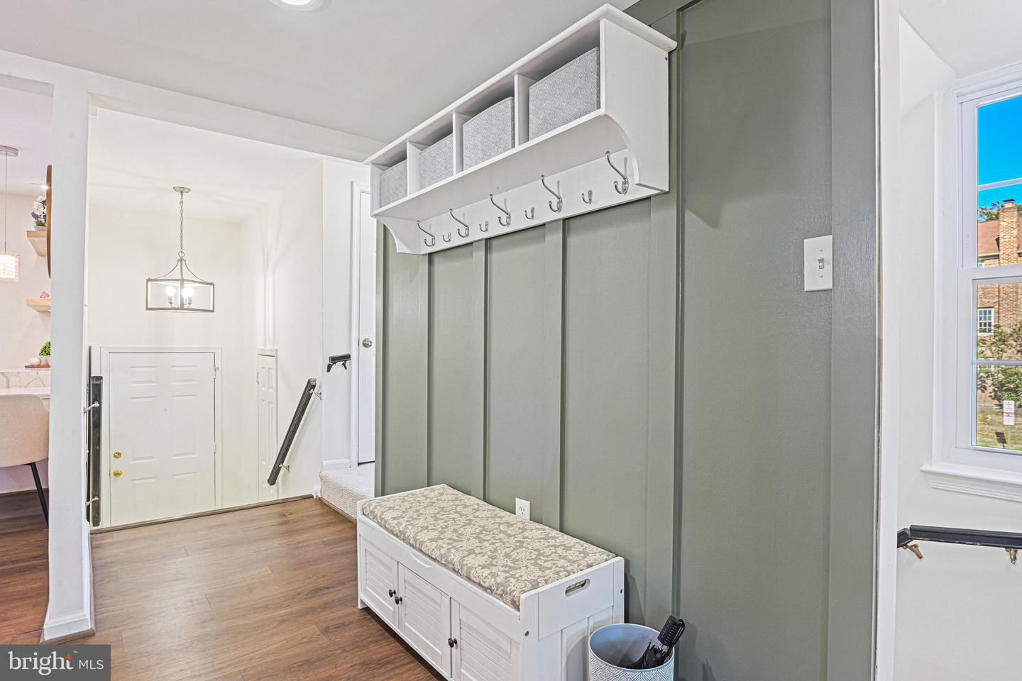 3154 VALENTINO CT, OAKTON, Virginia 22124, 4 Bedrooms Bedrooms, ,3 BathroomsBathrooms,Residential,For sale,3154 VALENTINO CT,VAFX2282370 MLS # VAFX2282370