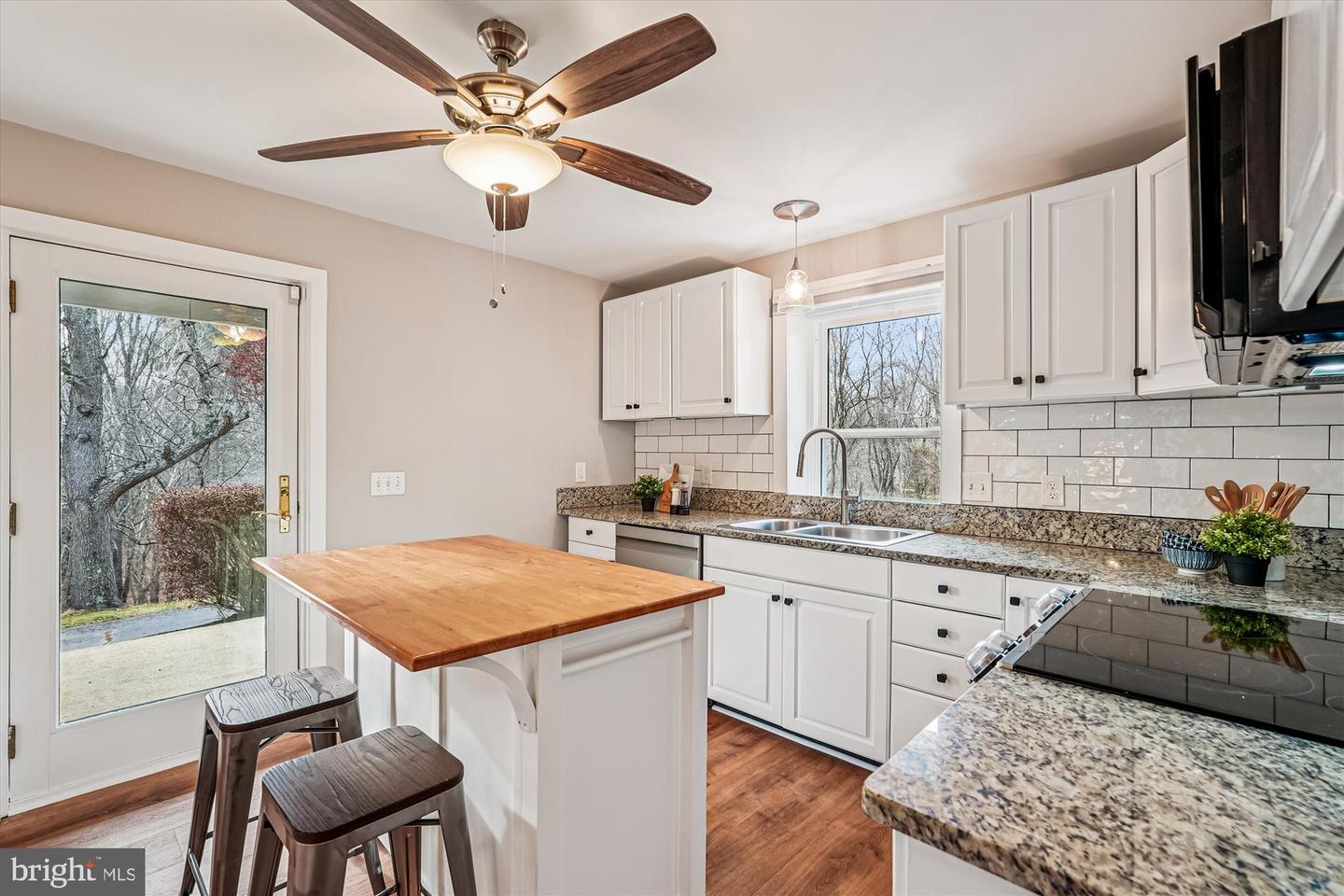 20919 WATERMILL RD, PURCELLVILLE, Virginia 20132, 4 Bedrooms Bedrooms, ,2 BathroomsBathrooms,Residential,For sale,20919 WATERMILL RD,VALO2112414 MLS # VALO2112414