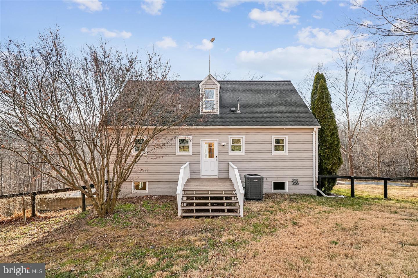 20919 WATERMILL RD, PURCELLVILLE, Virginia 20132, 4 Bedrooms Bedrooms, ,2 BathroomsBathrooms,Residential,For sale,20919 WATERMILL RD,VALO2112414 MLS # VALO2112414