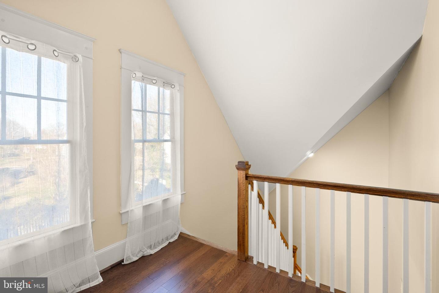 820 LOCUST ST, HERNDON, Virginia 20170, 3 Bedrooms Bedrooms, ,2 BathroomsBathrooms,Residential,For sale,820 LOCUST ST,VAFX2282730 MLS # VAFX2282730