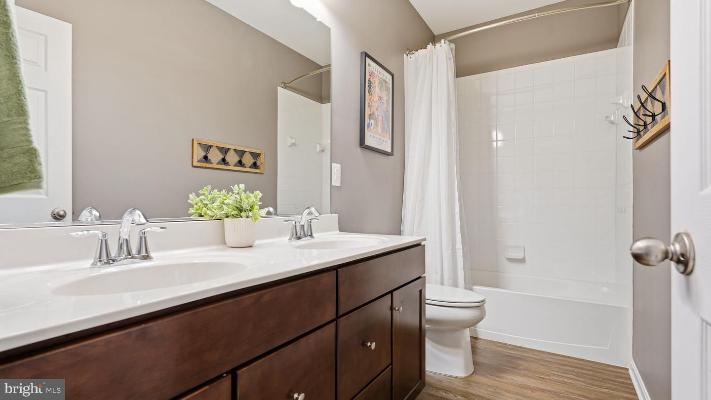 441 GLADIOLA WAY, STAFFORD, Virginia 22554, 4 Bedrooms Bedrooms, ,3 BathroomsBathrooms,Residential,For sale,441 GLADIOLA WAY,VAST2044774 MLS # VAST2044774