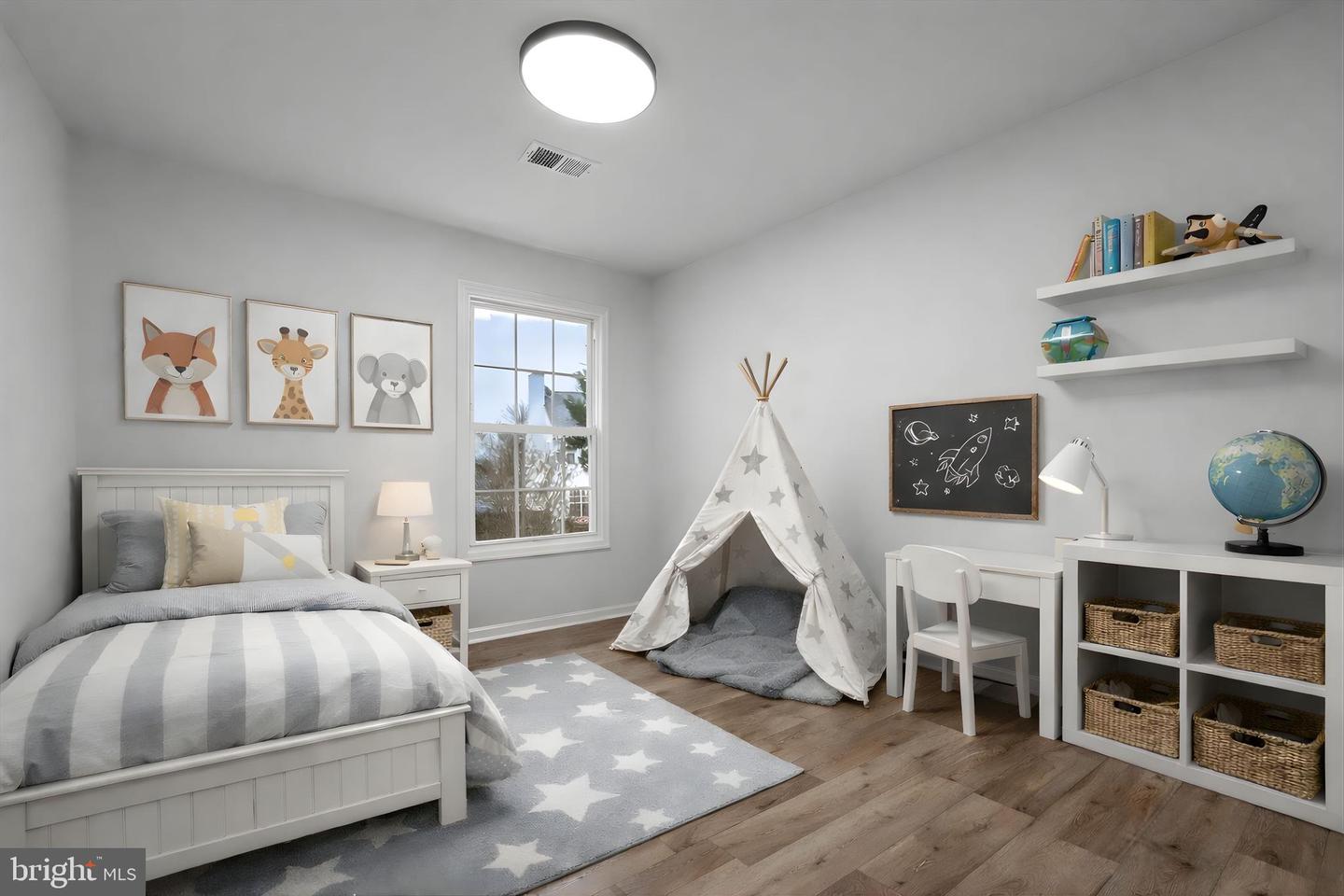 9615 MANASSAS FORGE DR, MANASSAS, Virginia 20111, 4 Bedrooms Bedrooms, ,4 BathroomsBathrooms,Residential,For sale,9615 MANASSAS FORGE DR,VAPW2109282 MLS # VAPW2109282