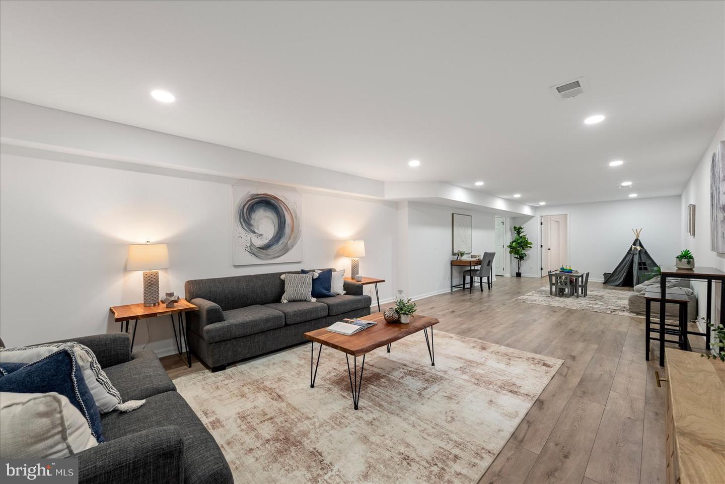 9615 MANASSAS FORGE DR, MANASSAS, Virginia 20111, 4 Bedrooms Bedrooms, ,4 BathroomsBathrooms,Residential,For sale,9615 MANASSAS FORGE DR,VAPW2109282 MLS # VAPW2109282