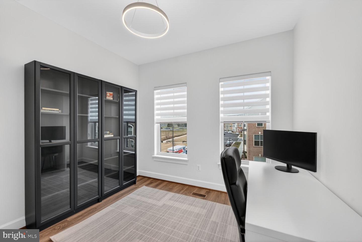 5241 RIDGEVIEW RETREAT DR, CHANTILLY, Virginia 20151, 4 Bedrooms Bedrooms, ,3 BathroomsBathrooms,Residential,For sale,5241 RIDGEVIEW RETREAT DR,VAFX2283110 MLS # VAFX2283110