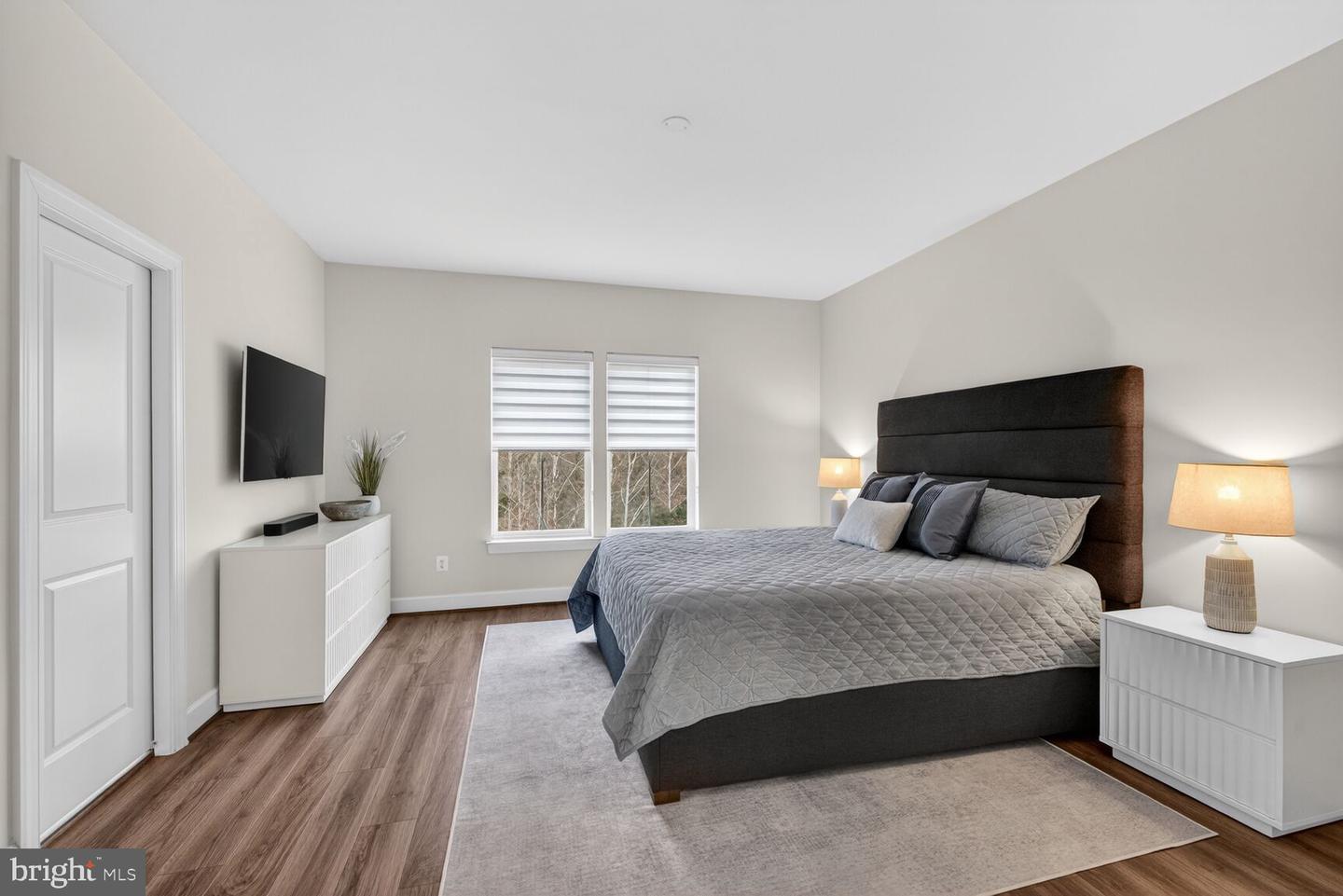 5241 RIDGEVIEW RETREAT DR, CHANTILLY, Virginia 20151, 4 Bedrooms Bedrooms, ,3 BathroomsBathrooms,Residential,For sale,5241 RIDGEVIEW RETREAT DR,VAFX2283110 MLS # VAFX2283110