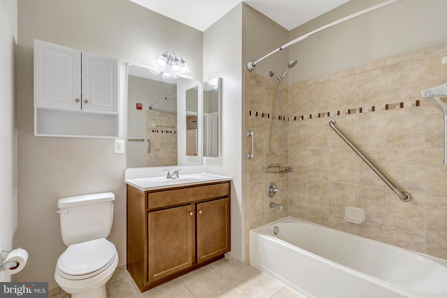 42206 WATER IRIS TER #200, ALDIE, Virginia 20105, 3 Bedrooms Bedrooms, ,2 BathroomsBathrooms,Residential,For sale,42206 WATER IRIS TER #200,VALO2112642 MLS # VALO2112642