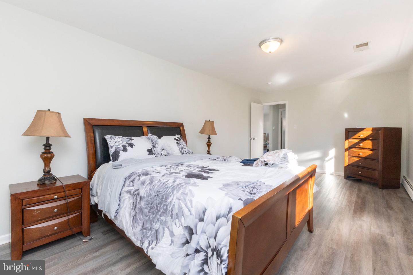 3913 FORESTDALE AVE, WOODBRIDGE, Virginia 22193, 4 Bedrooms Bedrooms, ,2 BathroomsBathrooms,Residential,For sale,3913 FORESTDALE AVE,VAPW2109678 MLS # VAPW2109678