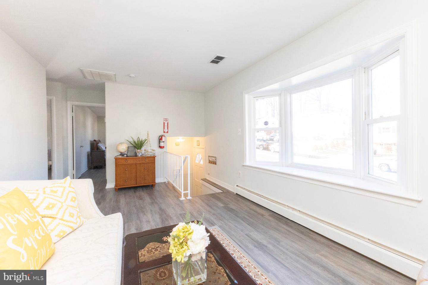 3913 FORESTDALE AVE, WOODBRIDGE, Virginia 22193, 4 Bedrooms Bedrooms, ,2 BathroomsBathrooms,Residential,For sale,3913 FORESTDALE AVE,VAPW2109678 MLS # VAPW2109678