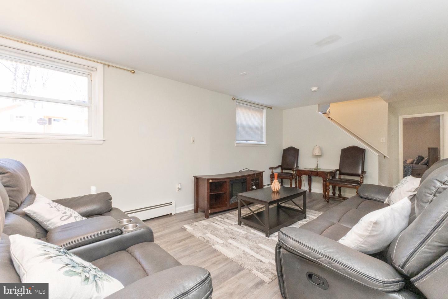 3913 FORESTDALE AVE, WOODBRIDGE, Virginia 22193, 4 Bedrooms Bedrooms, ,2 BathroomsBathrooms,Residential,For sale,3913 FORESTDALE AVE,VAPW2109678 MLS # VAPW2109678