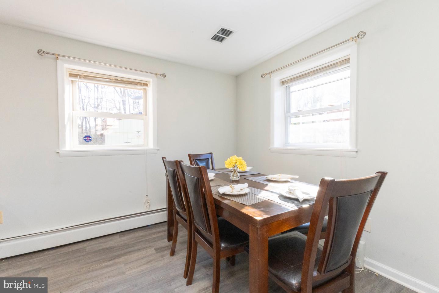 3913 FORESTDALE AVE, WOODBRIDGE, Virginia 22193, 4 Bedrooms Bedrooms, ,2 BathroomsBathrooms,Residential,For sale,3913 FORESTDALE AVE,VAPW2109678 MLS # VAPW2109678