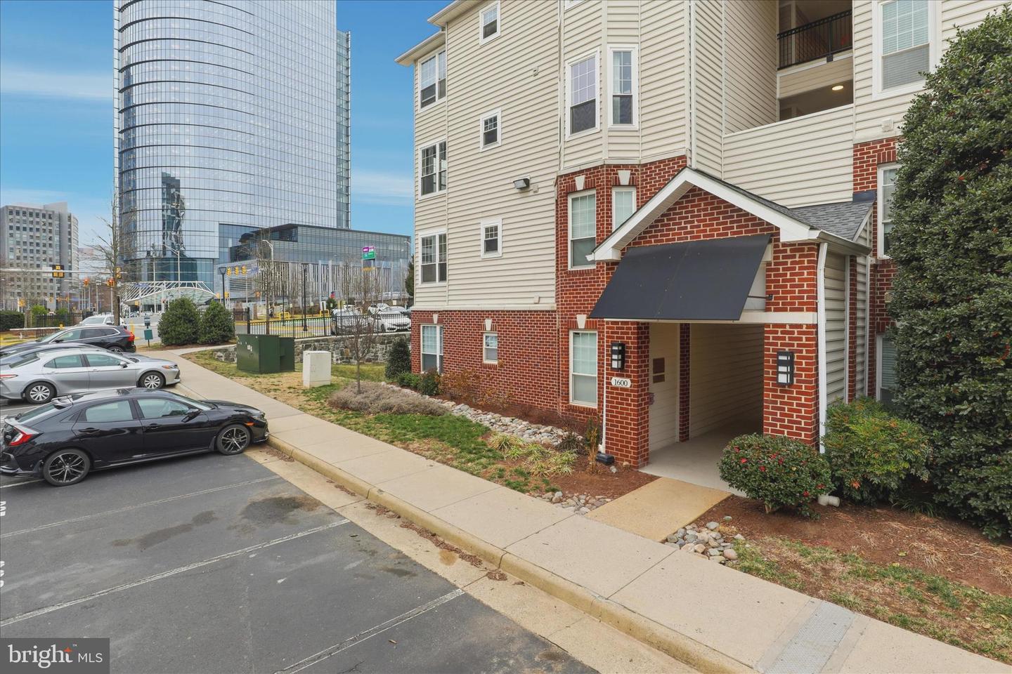 1600 SPRING GATE DR #2204, MCLEAN, Virginia 22102, 3 Bedrooms Bedrooms, ,2 BathroomsBathrooms,Residential,For sale,1600 SPRING GATE DR #2204,VAFX2283642 MLS # VAFX2283642 1600 SPRING GATE DR #2204, MCLEAN, Virginia 22102, 3 Bedrooms Bedrooms, ,2 BathroomsBathrooms,Residential,For sale,1600 SPRING GATE DR #2204,VAFX2283642 MLS # VAFX2283642