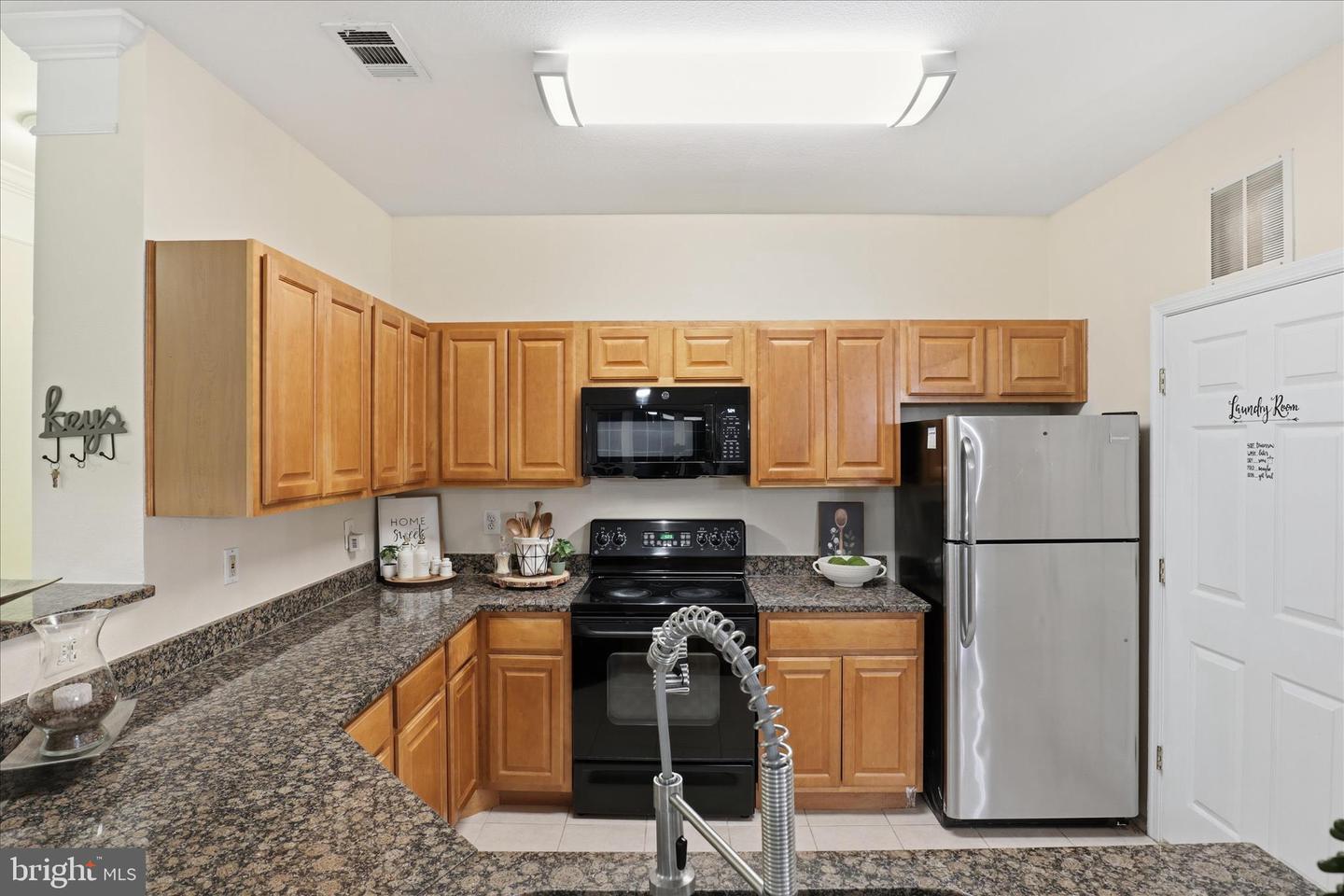 1600 SPRING GATE DR #2204, MCLEAN, Virginia 22102, 3 Bedrooms Bedrooms, ,2 BathroomsBathrooms,Residential,For sale,1600 SPRING GATE DR #2204,VAFX2283642 MLS # VAFX2283642 1600 SPRING GATE DR #2204, MCLEAN, Virginia 22102, 3 Bedrooms Bedrooms, ,2 BathroomsBathrooms,Residential,For sale,1600 SPRING GATE DR #2204,VAFX2283642 MLS # VAFX2283642