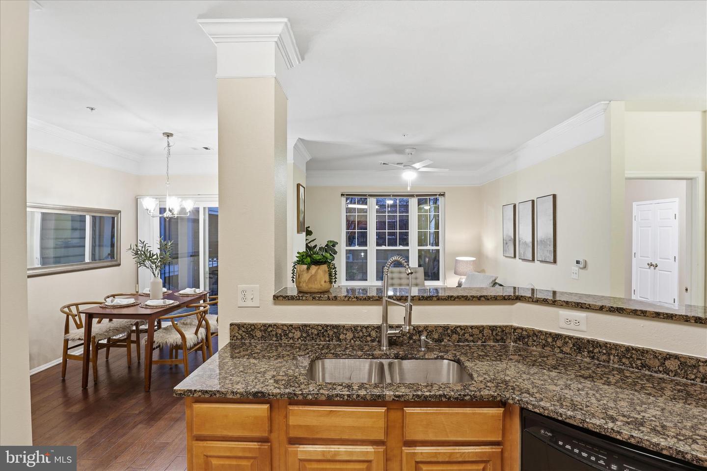 1600 SPRING GATE DR #2204, MCLEAN, Virginia 22102, 3 Bedrooms Bedrooms, ,2 BathroomsBathrooms,Residential,For sale,1600 SPRING GATE DR #2204,VAFX2283642 MLS # VAFX2283642 1600 SPRING GATE DR #2204, MCLEAN, Virginia 22102, 3 Bedrooms Bedrooms, ,2 BathroomsBathrooms,Residential,For sale,1600 SPRING GATE DR #2204,VAFX2283642 MLS # VAFX2283642