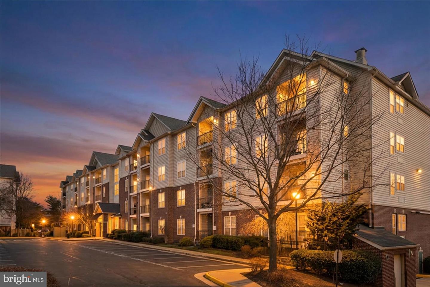 1600 SPRING GATE DR #2204, MCLEAN, Virginia 22102, 3 Bedrooms Bedrooms, ,2 BathroomsBathrooms,Residential,For sale,1600 SPRING GATE DR #2204,VAFX2283642 MLS # VAFX2283642 1600 SPRING GATE DR #2204, MCLEAN, Virginia 22102, 3 Bedrooms Bedrooms, ,2 BathroomsBathrooms,Residential,For sale,1600 SPRING GATE DR #2204,VAFX2283642 MLS # VAFX2283642