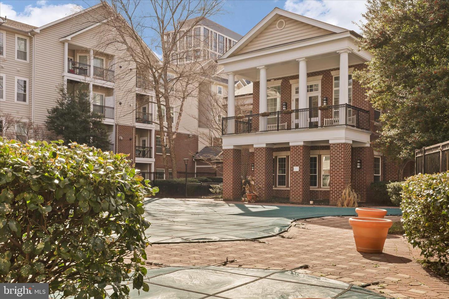 1600 SPRING GATE DR #2204, MCLEAN, Virginia 22102, 3 Bedrooms Bedrooms, ,2 BathroomsBathrooms,Residential,For sale,1600 SPRING GATE DR #2204,VAFX2283642 MLS # VAFX2283642 1600 SPRING GATE DR #2204, MCLEAN, Virginia 22102, 3 Bedrooms Bedrooms, ,2 BathroomsBathrooms,Residential,For sale,1600 SPRING GATE DR #2204,VAFX2283642 MLS # VAFX2283642