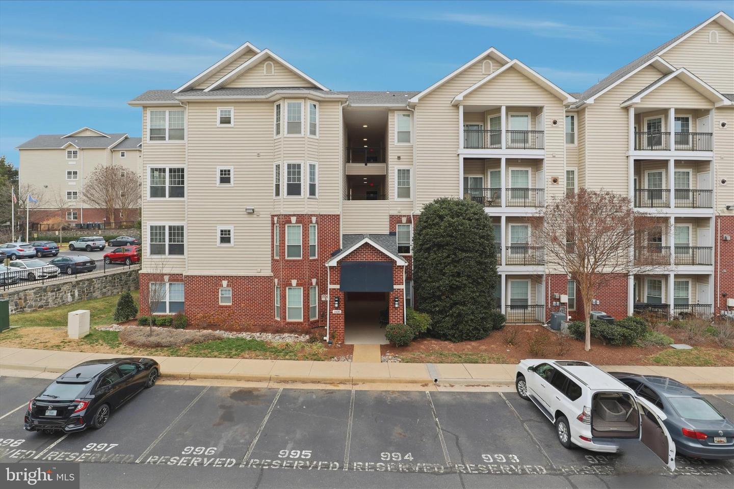 1600 SPRING GATE DR #2204, MCLEAN, Virginia 22102, 3 Bedrooms Bedrooms, ,2 BathroomsBathrooms,Residential,For sale,1600 SPRING GATE DR #2204,VAFX2283642 MLS # VAFX2283642 1600 SPRING GATE DR #2204, MCLEAN, Virginia 22102, 3 Bedrooms Bedrooms, ,2 BathroomsBathrooms,Residential,For sale,1600 SPRING GATE DR #2204,VAFX2283642 MLS # VAFX2283642
