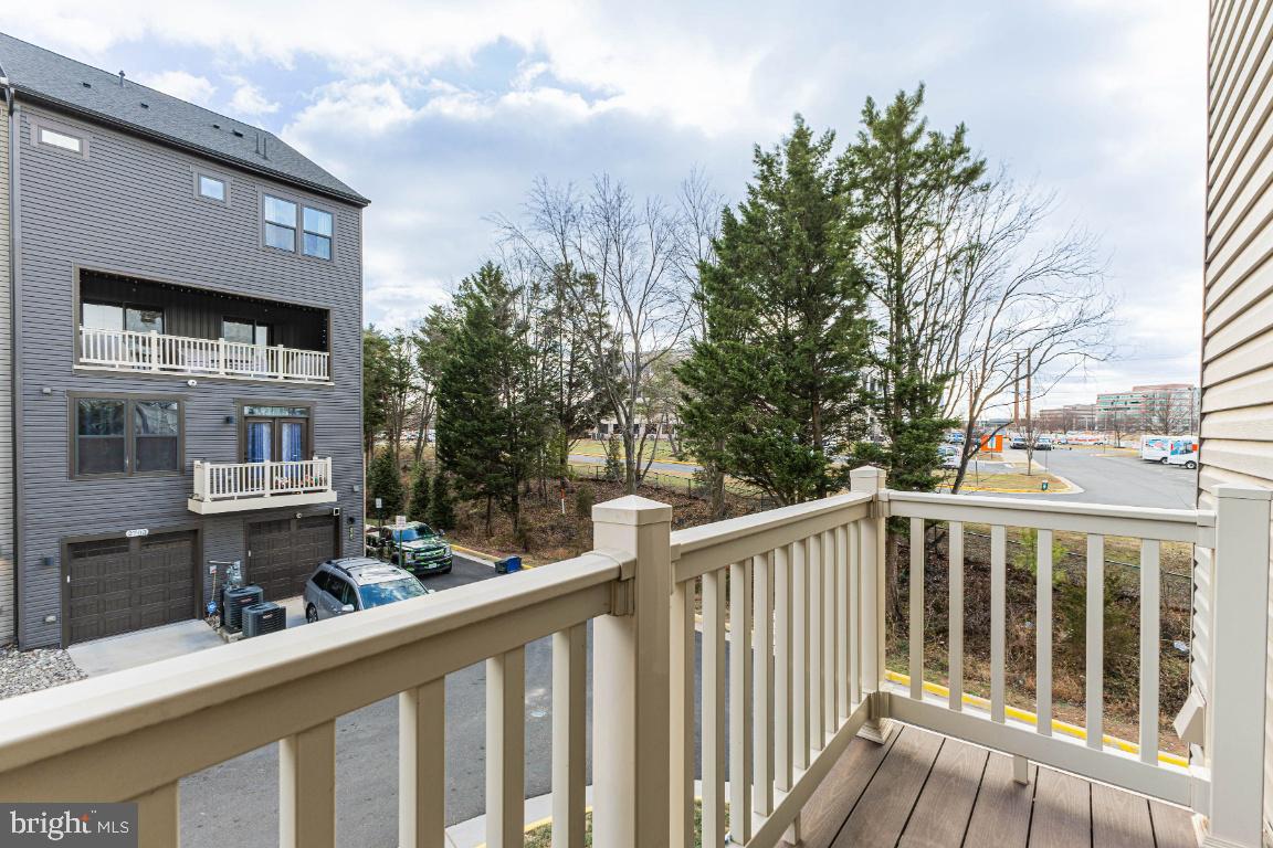 14093 SUNRISE VALLEY DR, HERNDON, Virginia 20171, 3 Bedrooms Bedrooms, ,2 BathroomsBathrooms,Residential,For sale,14093 SUNRISE VALLEY DR,VAFX2283762 MLS # VAFX2283762 14093 SUNRISE VALLEY DR, HERNDON, Virginia 20171, 3 Bedrooms Bedrooms, ,2 BathroomsBathrooms,Residential,For sale,14093 SUNRISE VALLEY DR,VAFX2283762 MLS # VAFX2283762