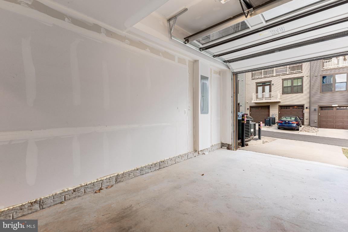 14093 SUNRISE VALLEY DR, HERNDON, Virginia 20171, 3 Bedrooms Bedrooms, ,2 BathroomsBathrooms,Residential,For sale,14093 SUNRISE VALLEY DR,VAFX2283762 MLS # VAFX2283762 14093 SUNRISE VALLEY DR, HERNDON, Virginia 20171, 3 Bedrooms Bedrooms, ,2 BathroomsBathrooms,Residential,For sale,14093 SUNRISE VALLEY DR,VAFX2283762 MLS # VAFX2283762