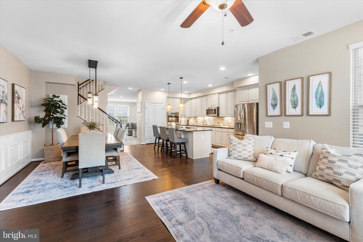 7861 CULLODEN CREST LANE, GAINESVILLE, Virginia 20155, 3 Bedrooms Bedrooms, ,2 BathroomsBathrooms,Residential,For sale,7861 CULLODEN CREST LANE,VAPW2109828 MLS # VAPW2109828