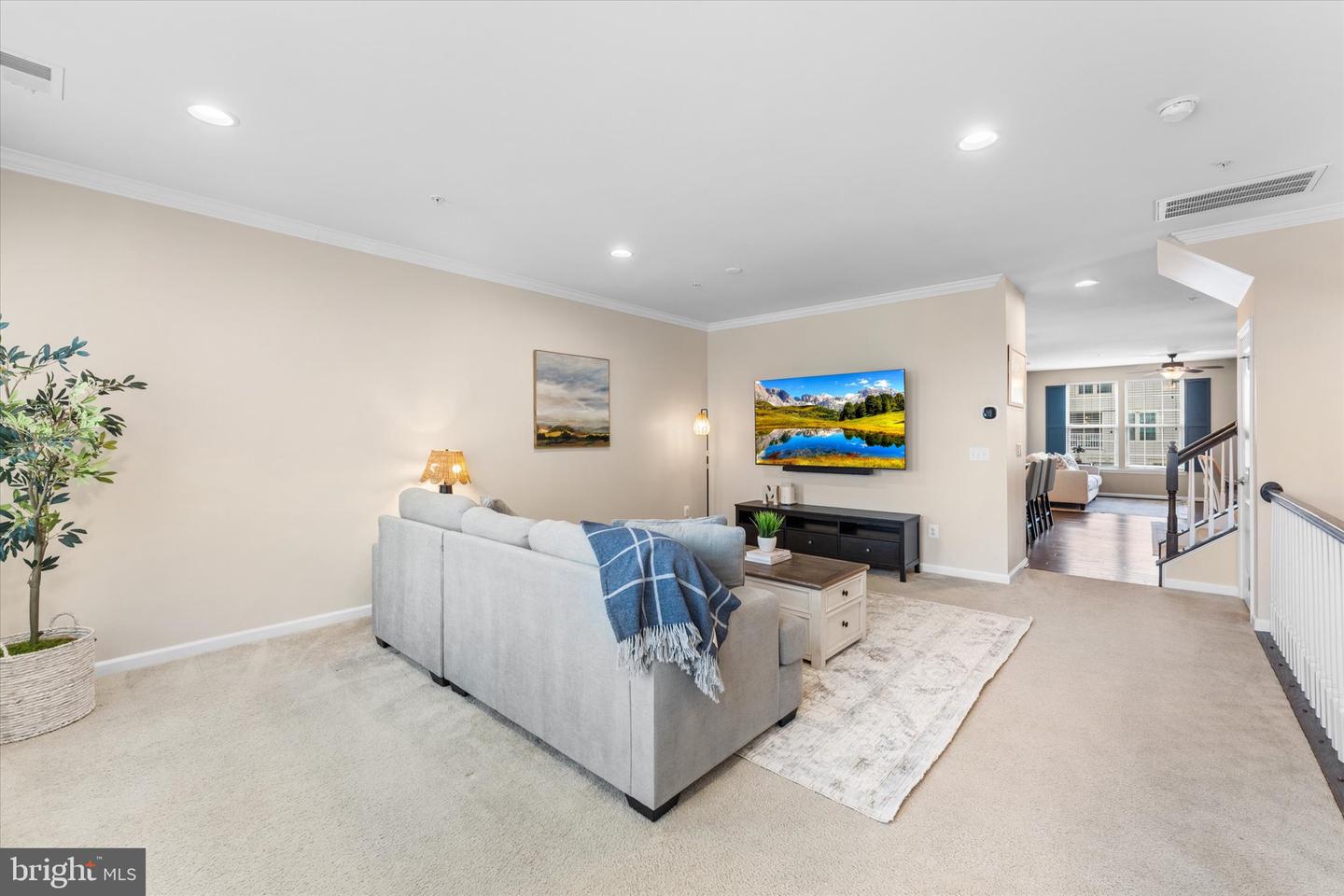 7861 CULLODEN CREST LANE, GAINESVILLE, Virginia 20155, 3 Bedrooms Bedrooms, ,2 BathroomsBathrooms,Residential,For sale,7861 CULLODEN CREST LANE,VAPW2109828 MLS # VAPW2109828