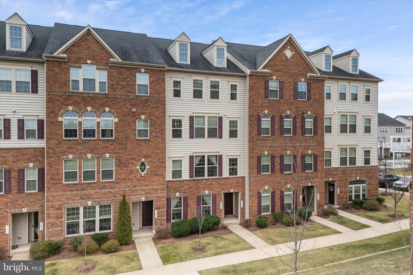 7861 CULLODEN CREST LANE, GAINESVILLE, Virginia 20155, 3 Bedrooms Bedrooms, ,2 BathroomsBathrooms,Residential,For sale,7861 CULLODEN CREST LANE,VAPW2109828 MLS # VAPW2109828