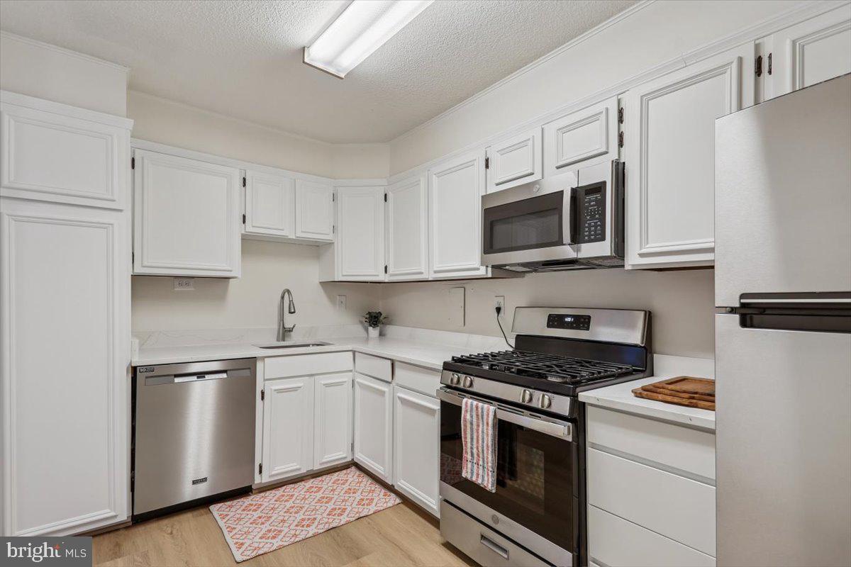 1300 ARMY NAVY DR #106, ARLINGTON, Virginia 22202, 1 Bedroom Bedrooms, ,1 BathroomBathrooms,Residential,For sale,1300 ARMY NAVY DR #106,VAAR2067294 MLS # VAAR2067294 1300 ARMY NAVY DR #106, ARLINGTON, Virginia 22202, 1 Bedroom Bedrooms, ,1 BathroomBathrooms,Residential,For sale,1300 ARMY NAVY DR #106,VAAR2067294 MLS # VAAR2067294