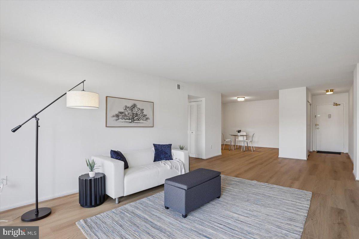 1300 ARMY NAVY DR #106, ARLINGTON, Virginia 22202, 1 Bedroom Bedrooms, ,1 BathroomBathrooms,Residential,For sale,1300 ARMY NAVY DR #106,VAAR2067294 MLS # VAAR2067294 1300 ARMY NAVY DR #106, ARLINGTON, Virginia 22202, 1 Bedroom Bedrooms, ,1 BathroomBathrooms,Residential,For sale,1300 ARMY NAVY DR #106,VAAR2067294 MLS # VAAR2067294