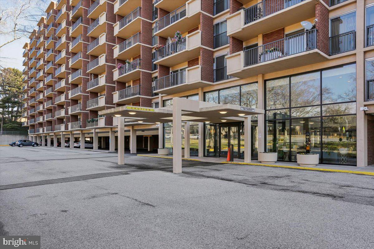 1300 ARMY NAVY DR #106, ARLINGTON, Virginia 22202, 1 Bedroom Bedrooms, ,1 BathroomBathrooms,Residential,For sale,1300 ARMY NAVY DR #106,VAAR2067294 MLS # VAAR2067294 1300 ARMY NAVY DR #106, ARLINGTON, Virginia 22202, 1 Bedroom Bedrooms, ,1 BathroomBathrooms,Residential,For sale,1300 ARMY NAVY DR #106,VAAR2067294 MLS # VAAR2067294