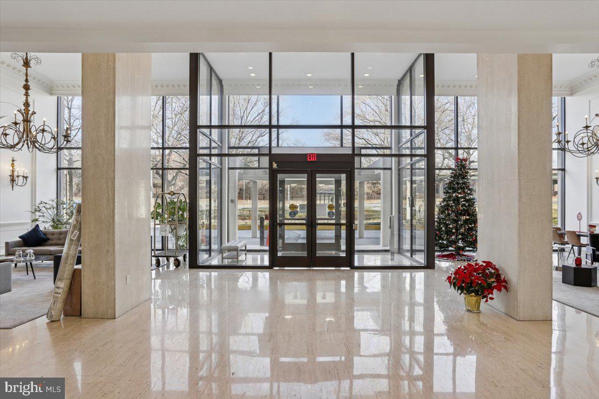 1300 ARMY NAVY DR #106, ARLINGTON, Virginia 22202, 1 Bedroom Bedrooms, ,1 BathroomBathrooms,Residential,For sale,1300 ARMY NAVY DR #106,VAAR2067294 MLS # VAAR2067294 1300 ARMY NAVY DR #106, ARLINGTON, Virginia 22202, 1 Bedroom Bedrooms, ,1 BathroomBathrooms,Residential,For sale,1300 ARMY NAVY DR #106,VAAR2067294 MLS # VAAR2067294