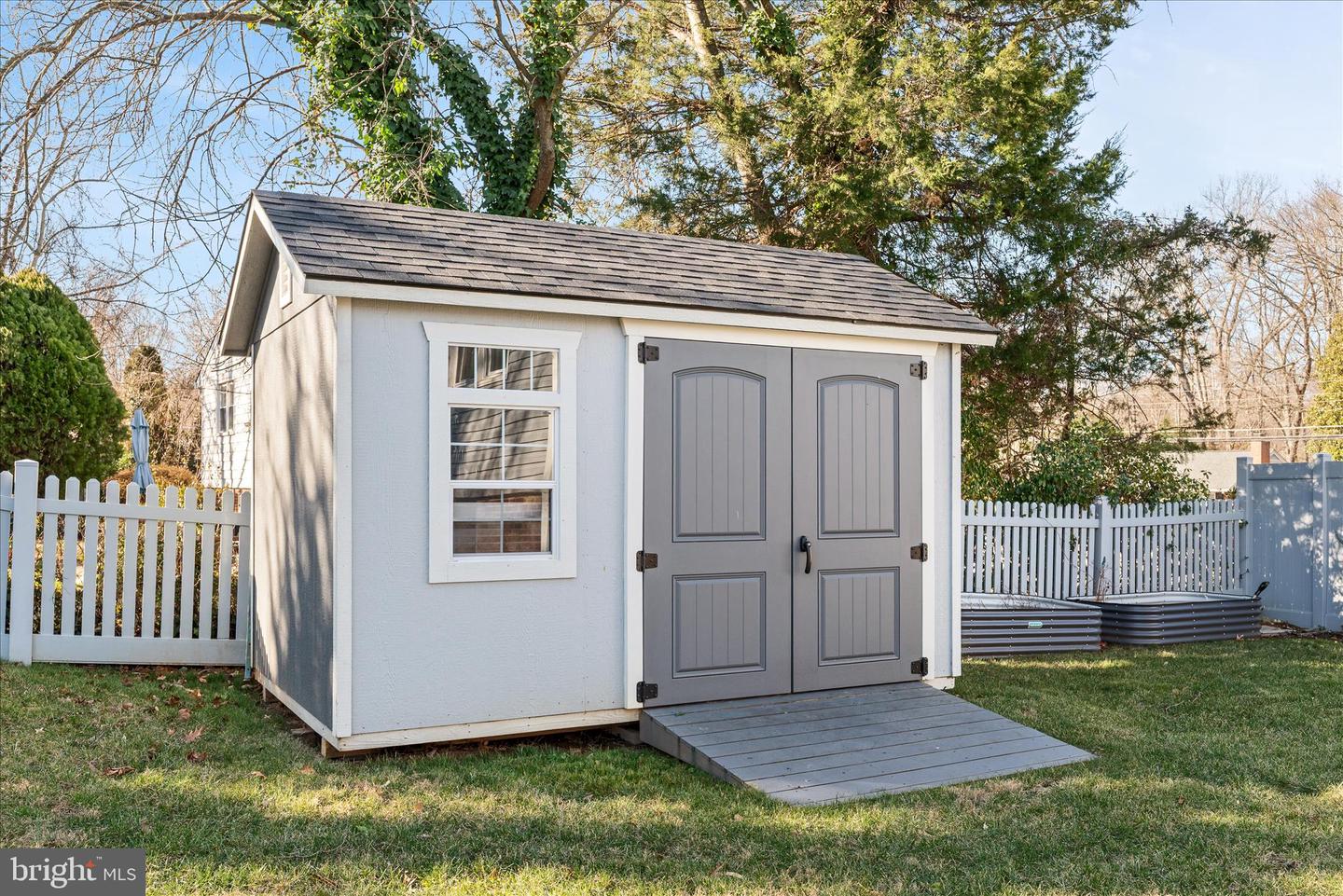 5211 INVERCHAPEL RD, SPRINGFIELD, Virginia 22151, 3 Bedrooms Bedrooms, ,3 BathroomsBathrooms,Residential,For sale,5211 INVERCHAPEL RD,VAFX2284064 MLS # VAFX2284064