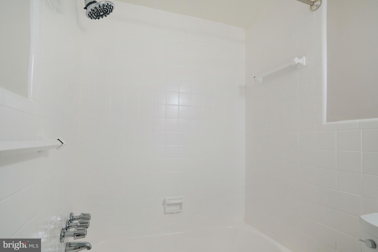 3515 WASHINGTON BLVD #207, ARLINGTON, Virginia 22201, 1 Bedroom Bedrooms, ,1 BathroomBathrooms,Residential,For sale,3515 WASHINGTON BLVD #207,VAAR2067320 MLS # VAAR2067320