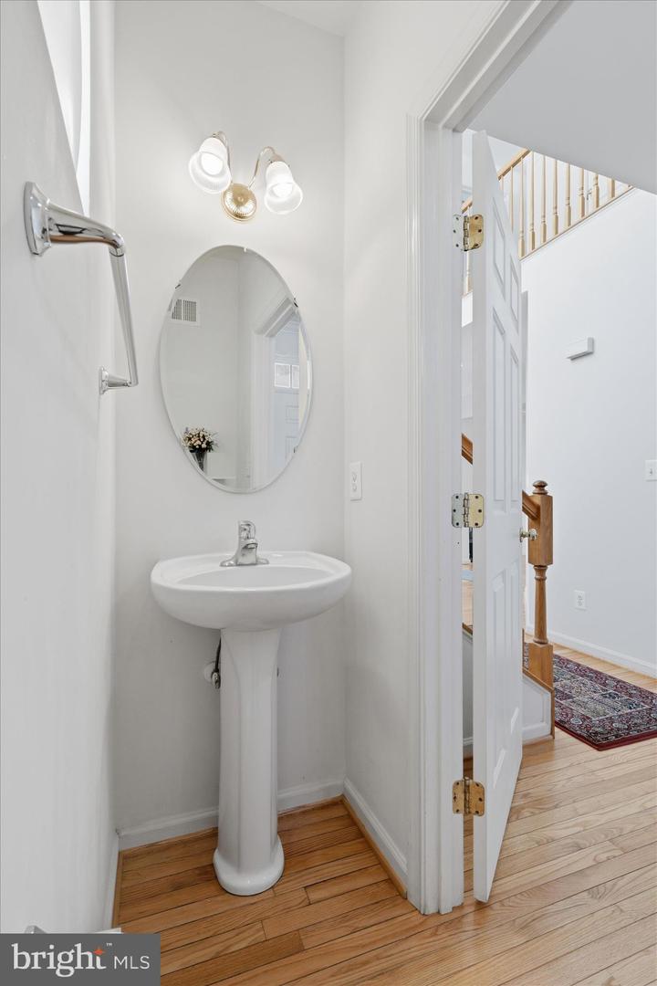 7967 WILLIAM AUGUSTUS CT, LORTON, Virginia 22079, 5 Bedrooms Bedrooms, ,3 BathroomsBathrooms,Residential,For sale,7967 WILLIAM AUGUSTUS CT,VAFX2284178 MLS # VAFX2284178