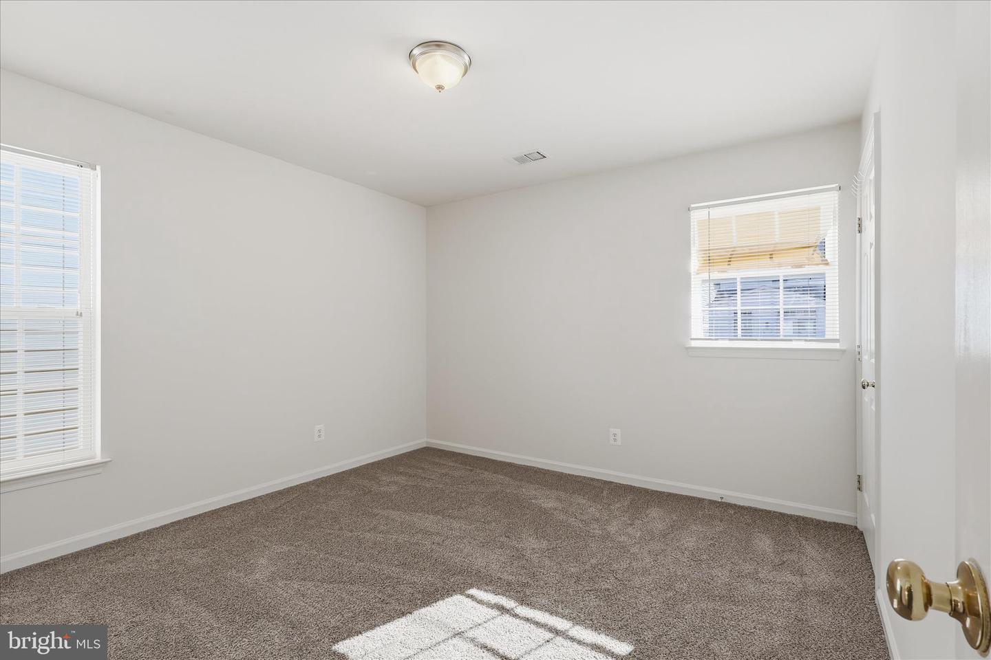 7967 WILLIAM AUGUSTUS CT, LORTON, Virginia 22079, 5 Bedrooms Bedrooms, ,3 BathroomsBathrooms,Residential,For sale,7967 WILLIAM AUGUSTUS CT,VAFX2284178 MLS # VAFX2284178