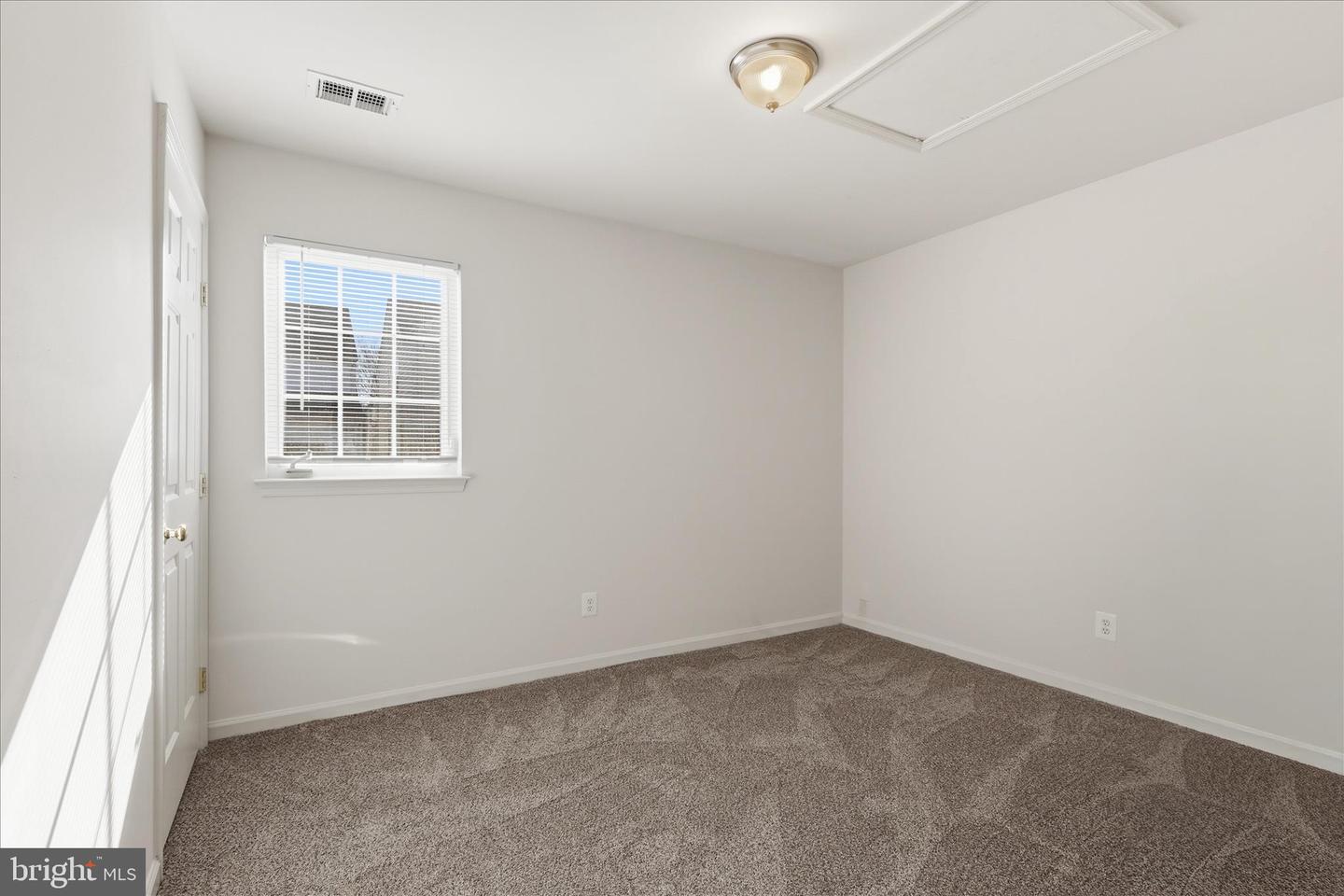 7967 WILLIAM AUGUSTUS CT, LORTON, Virginia 22079, 5 Bedrooms Bedrooms, ,3 BathroomsBathrooms,Residential,For sale,7967 WILLIAM AUGUSTUS CT,VAFX2284178 MLS # VAFX2284178